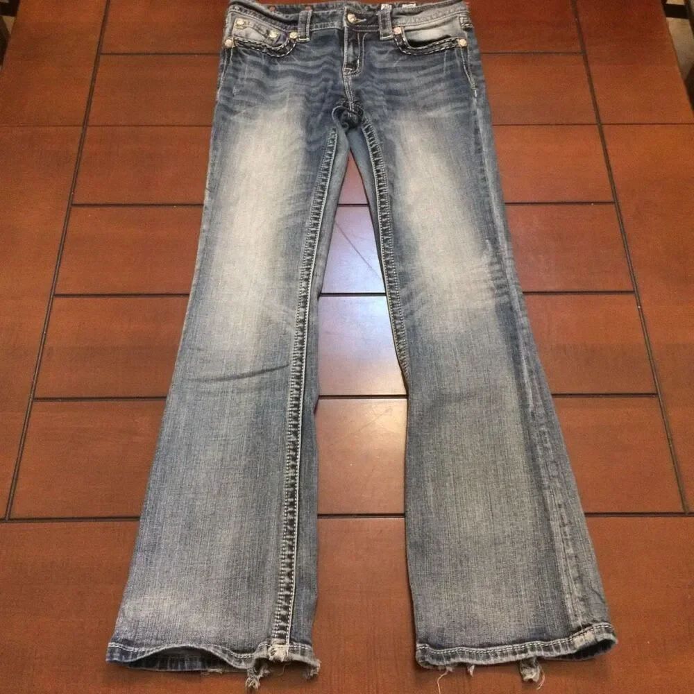 Miss me signature bootcut embellished cross bling jeans 29